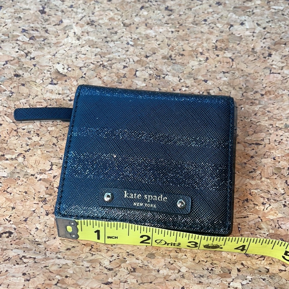 Kate Spade Black mini Wallet EUC - Picture 8 of 10